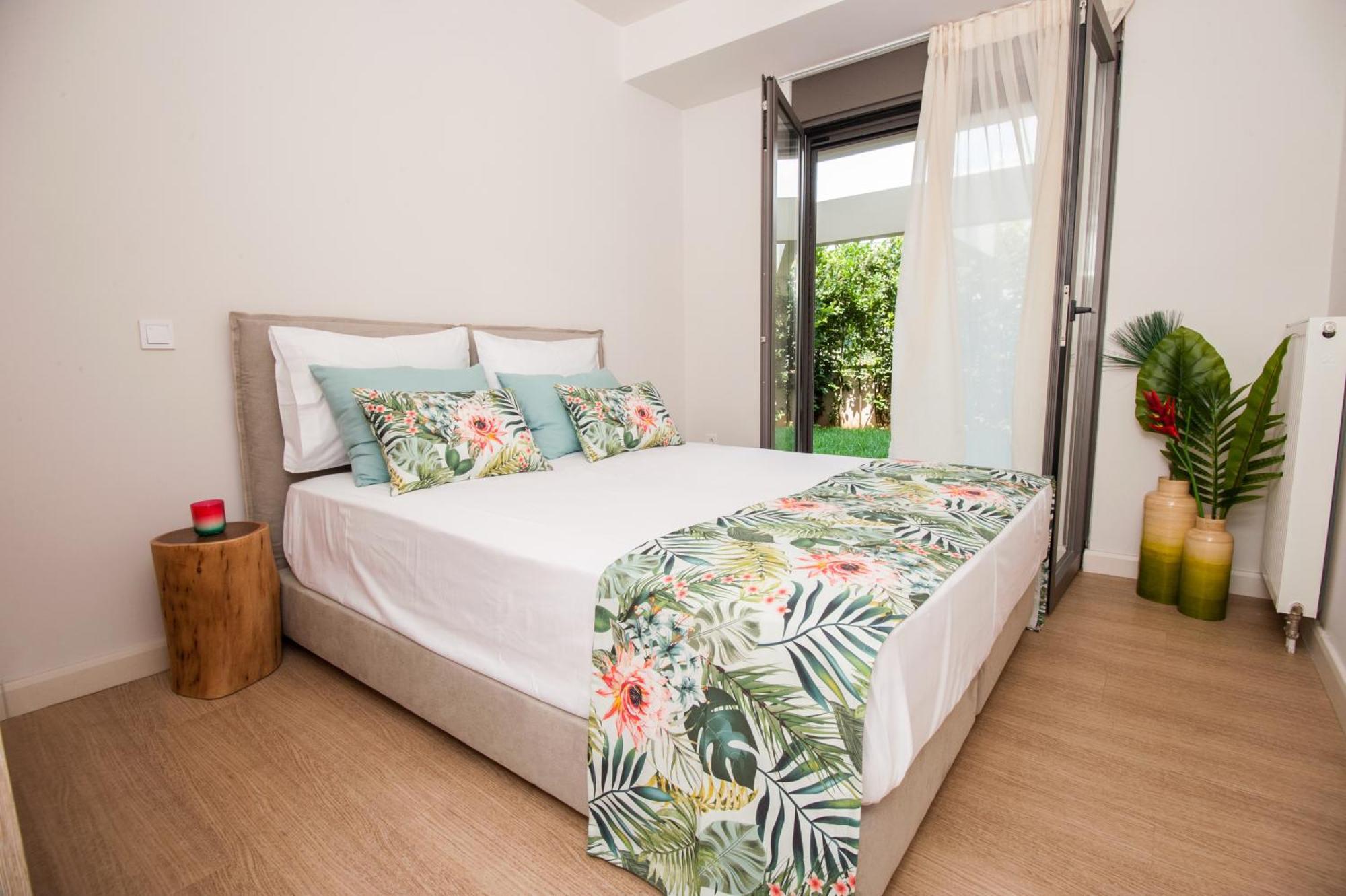 Elaia Luxury Apartments Glyfada Athens Room photo